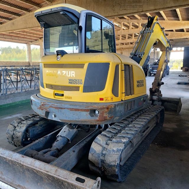 Excavadora Wacker Neuson EZ80