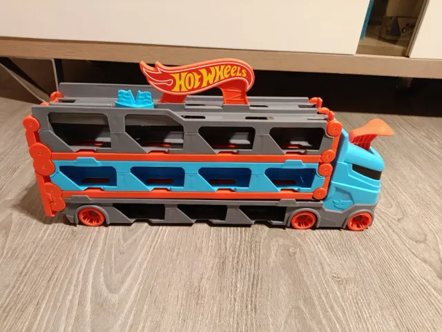 Camión Transporte Hot Wheels