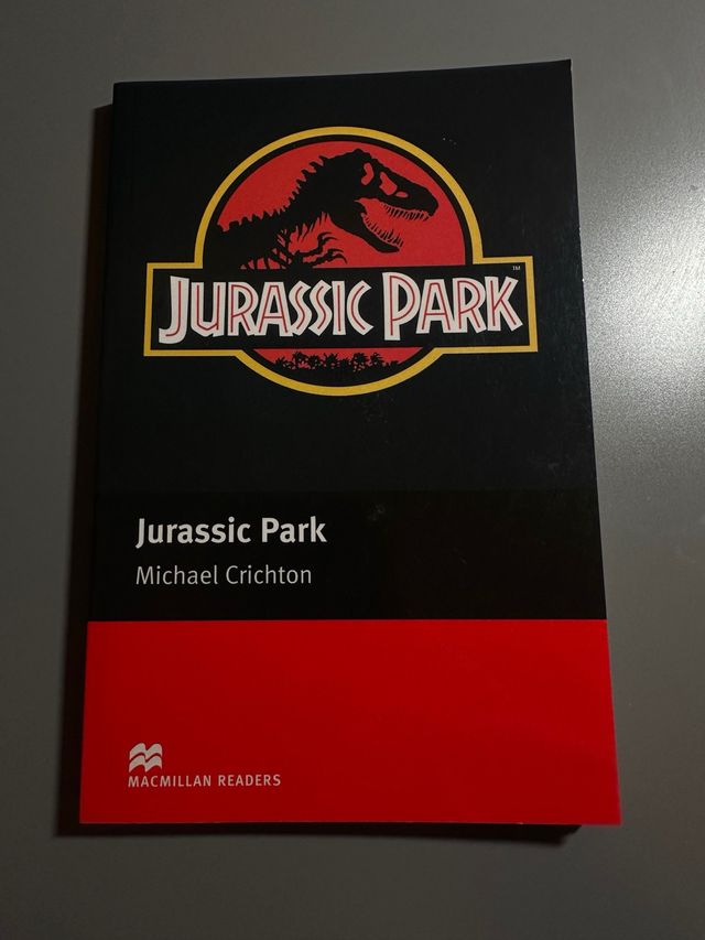 MR (I) Jurassic Park (Macmillan Readers 2005)