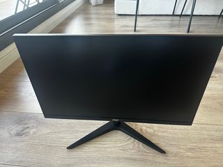 Monitor AOC 24 Negro Buen Estado + Regalo