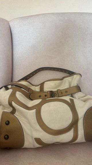 Bolso Purificación García Beige y Dorado