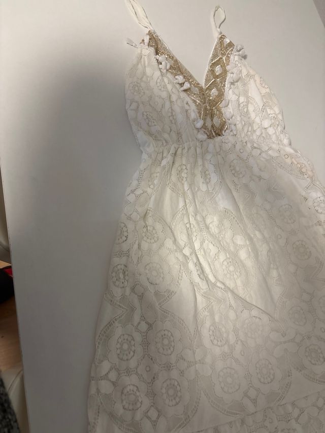 Vestido blanco de encaje