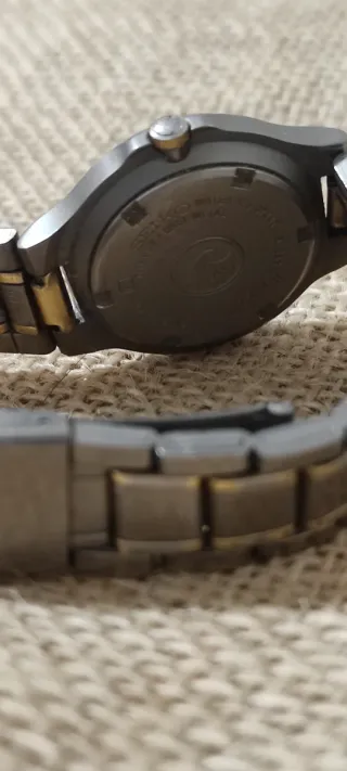 Reloj Seiko Titanium SQ50