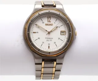 Reloj Seiko Titanium SQ50