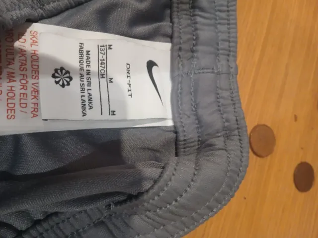 Pantalón niño sobre 11 12 años