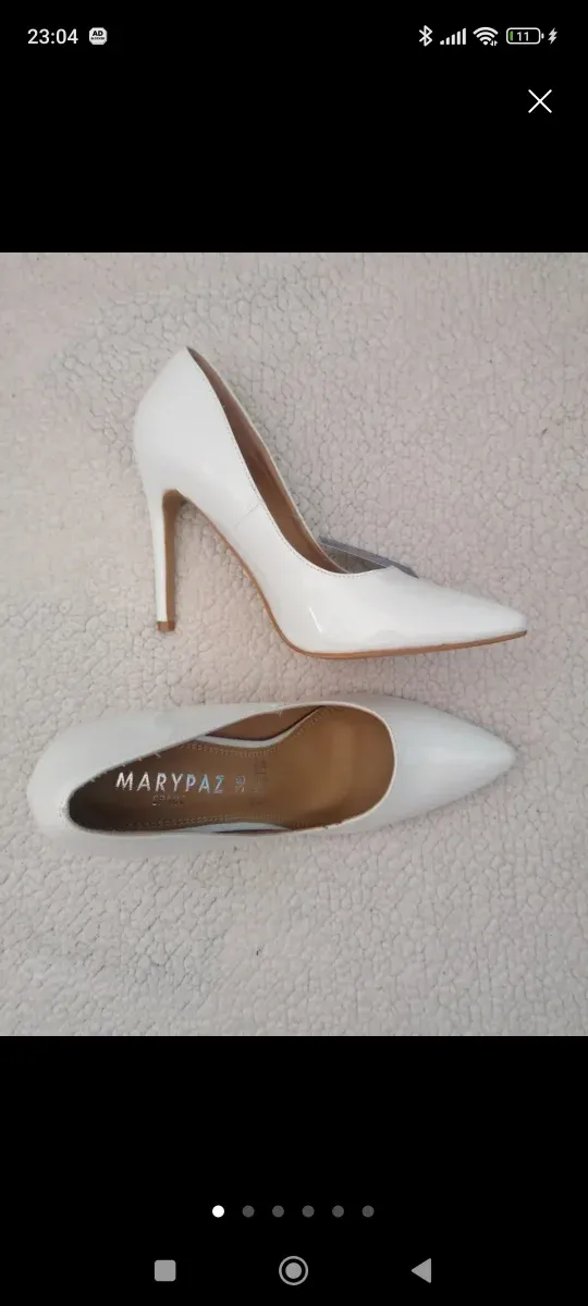 Tacones Marypaz charol blancos