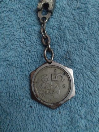 Llavero moneda 5 pesetas Juan Carlos I