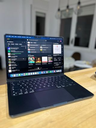 MacBook Air M2 Gris Espacial