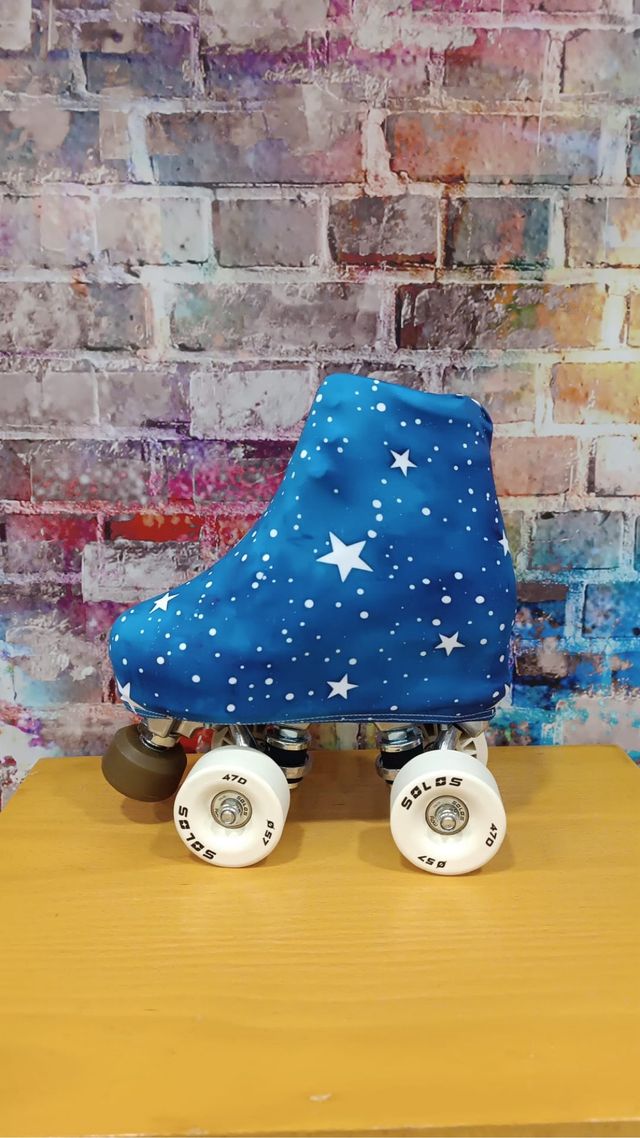 Cubrepatín Licra Estrellas Azul