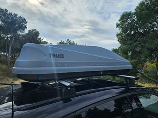 Cofre portaequipajes THULE TOURING M gris