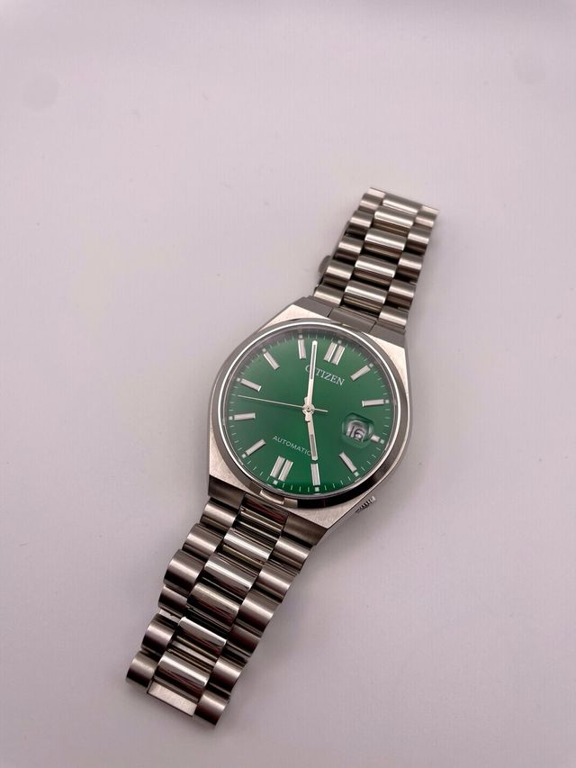 Citizen Tusyosa Reloj Verde y Plateado