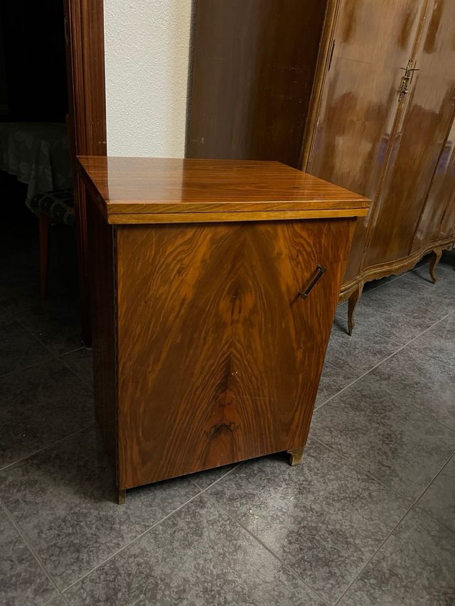 Máquina de coser antigua SIGMA