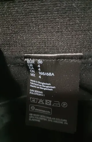 Dos pantalones negros de vestir talla 36, HM/Zara