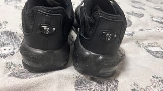 Tenis Nike terrascape Negros y Blancos