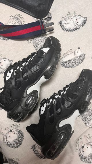 Tenis Nike terrascape Negros y Blancos