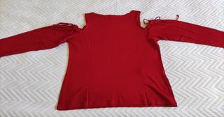 Camiseta roja cutout mangas M