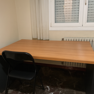 Escritorio / Mesa de estudio grande