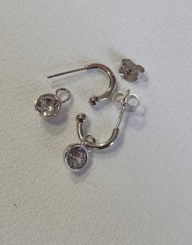 Pendientes ORO y SWAROVSKIS. REGALO NAVIDAD.