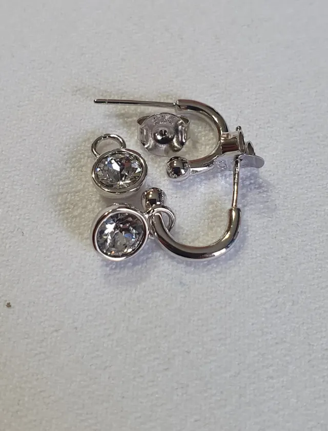 Pendientes ORO y SWAROVSKIS. REGALO NAVIDAD.