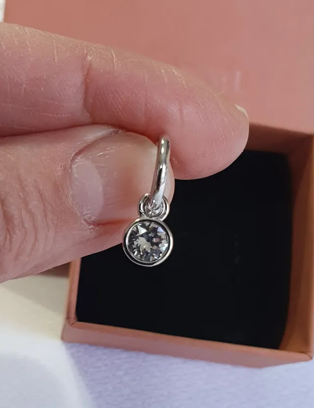 Pendientes ORO y SWAROVSKIS. REGALO NAVIDAD.