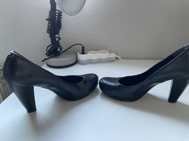 Tacones negros de plataforma