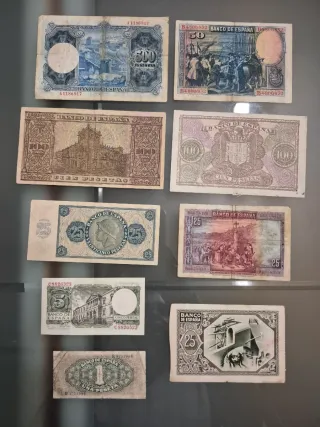 Lote 37 Billetes Españoles Antiguos desde 1920...