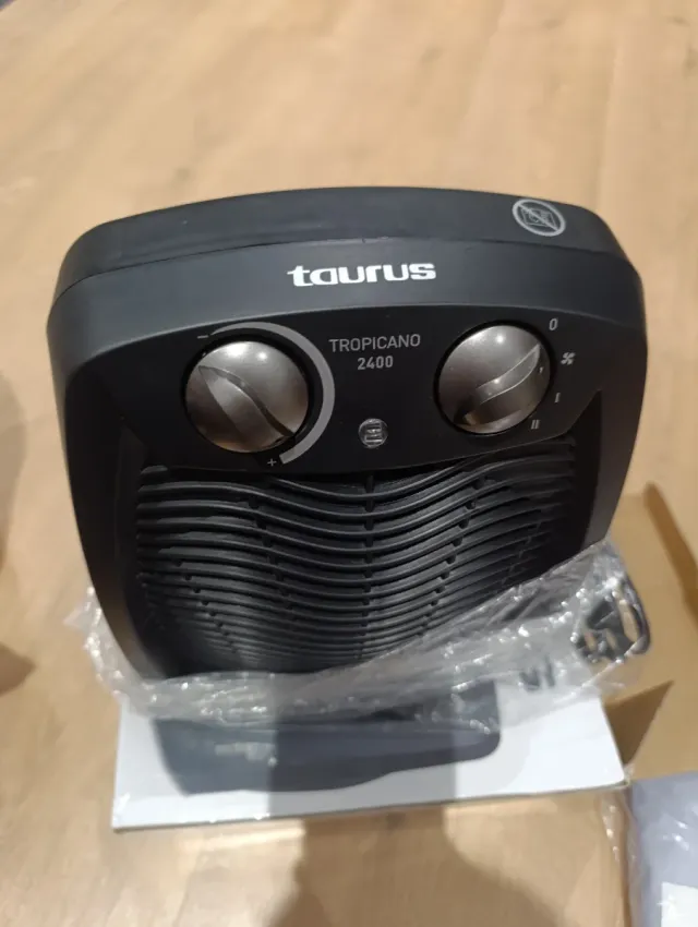 Calefactor Taurus Tropicano 2400W
