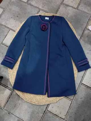 Abrigo niña azul con flor
