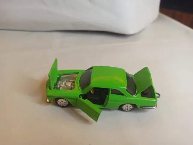 Auto giocattolo Joal