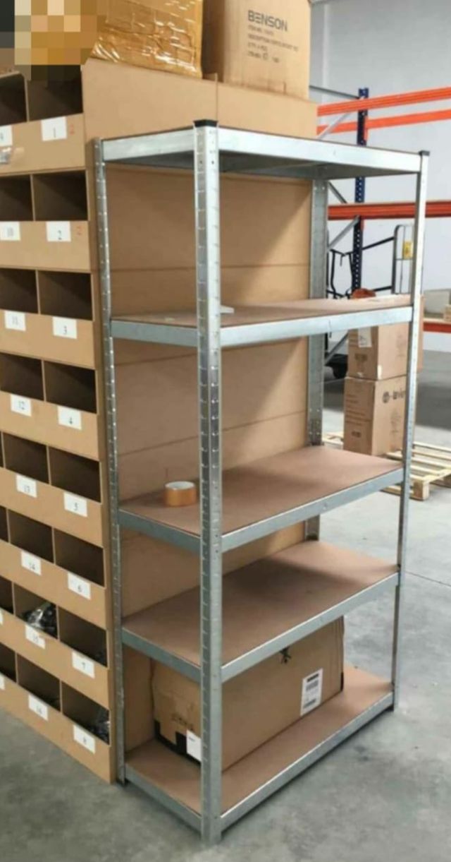 Estantería galvanizada