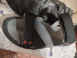 Sandalias Trekking Hombre Quechua Negra/Gris