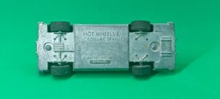 Hot Wheels Cadillac Seville Club Maitres