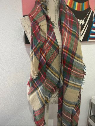 Pañuelo / Bufanda Cuadros Beige y Rojo