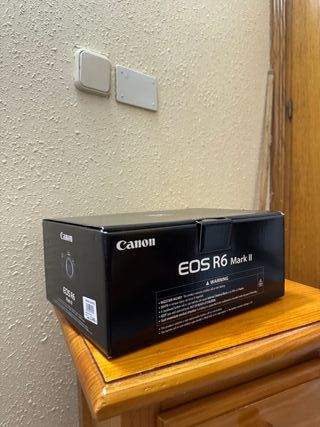 Scatola originale per Canon EOS R6 Mark II