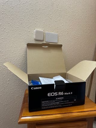 Scatola originale per Canon EOS R6 Mark II