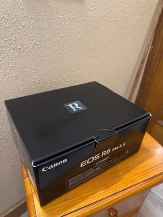 Scatola originale per Canon EOS R6 Mark II