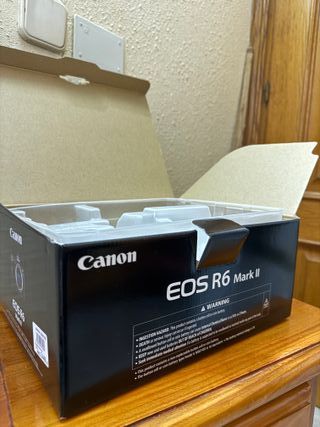 Scatola originale per Canon EOS R6 Mark II