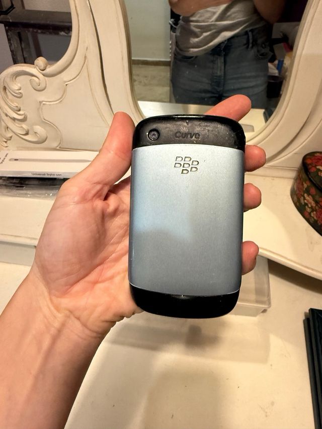 Blackberry Curve Blu