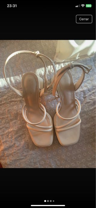 Sandalias Stradivarius Beige