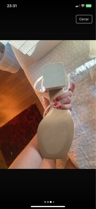 Sandalias Stradivarius Beige