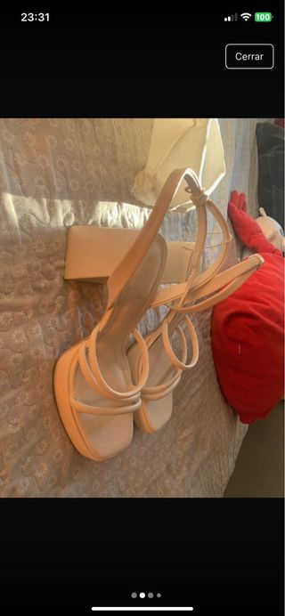 Sandalias Stradivarius Beige