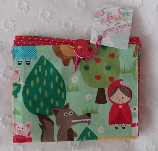 Cartera y bolsa de tela con diseño infantil