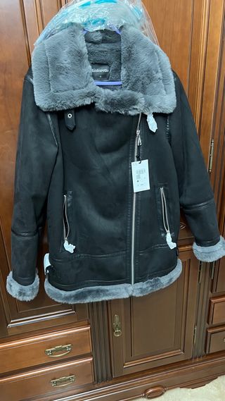Chaqueta Tintoretto Negra Forro Pelito Gris Mujer