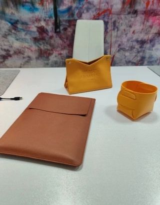Maleta-funda cuero para el portátil