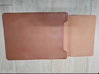 Maleta-funda cuero para el portátil