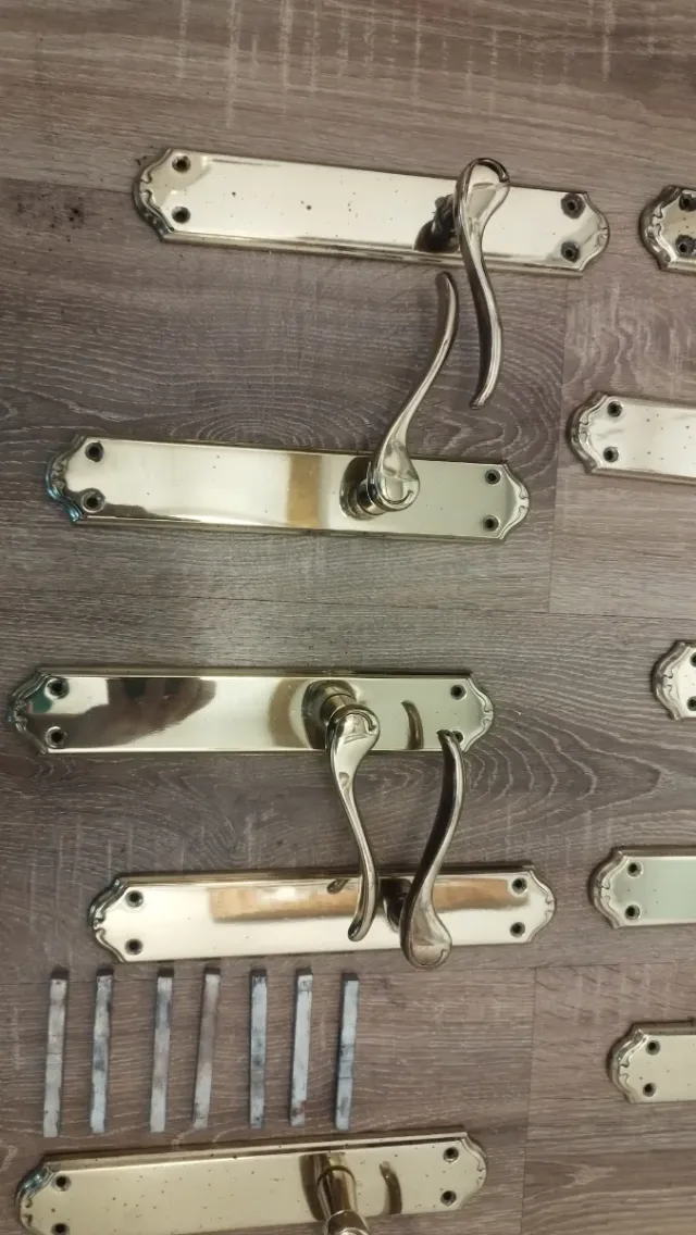 7 parejas+1 de Manillas Puerta Doradas