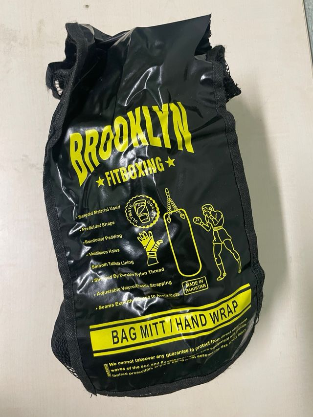 Guantes Boxeo Brooklyn Fit Boxing Negro/Amarillo