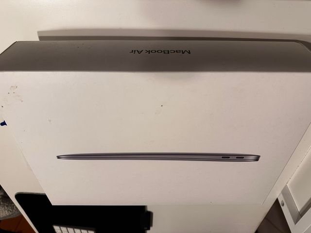 Macbook air M1 poco uso