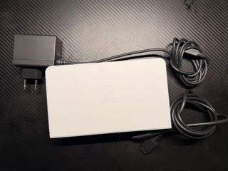 Base di ricarica Nintendo Switch OLED