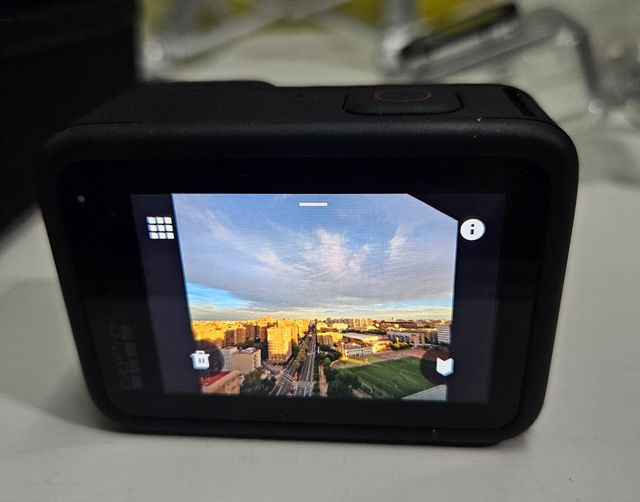 GoPro Hero 11 Black + Accessori